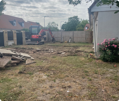 Création d’une cour en enrobé noir à Belleville-sur-Loire